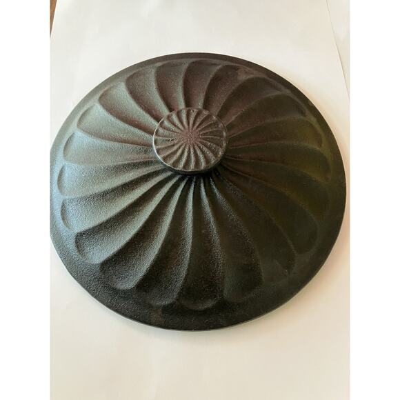 Round Cast Iron 9” LID ONLY Replacement For Dutch Oven - Paula Deen - Picture 2 of 4